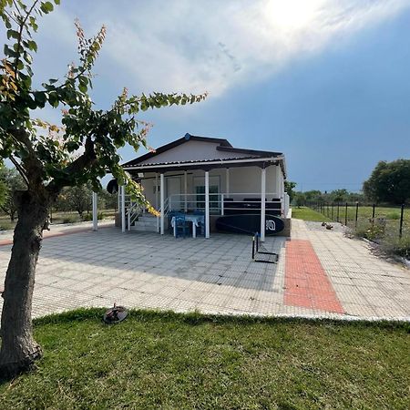 Villa ,,Sea Breeze,, - Home By The Sea Nea Anchialos Exterior photo