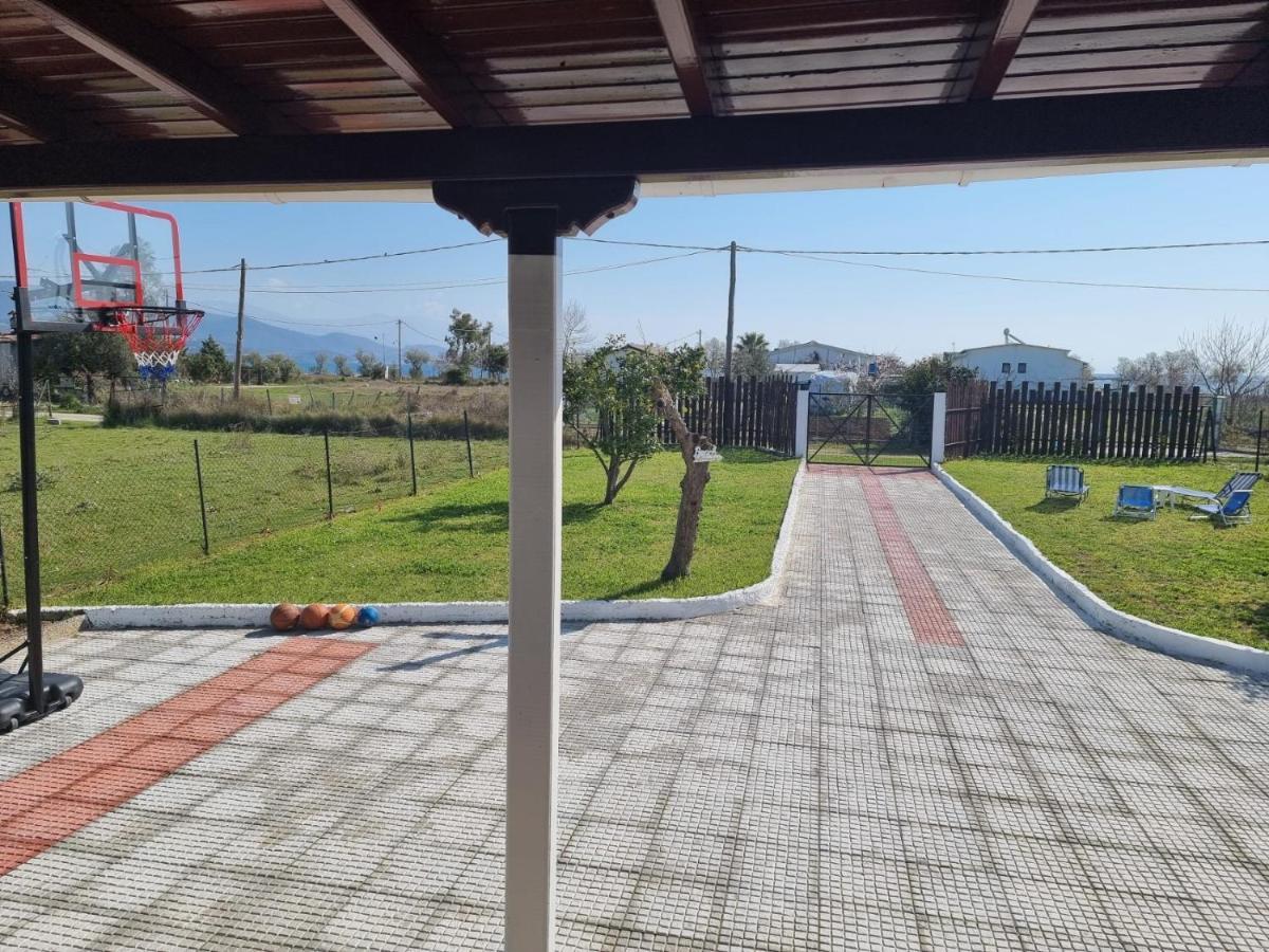 Villa ,,Sea Breeze,, - Home By The Sea Nea Anchialos Exterior photo